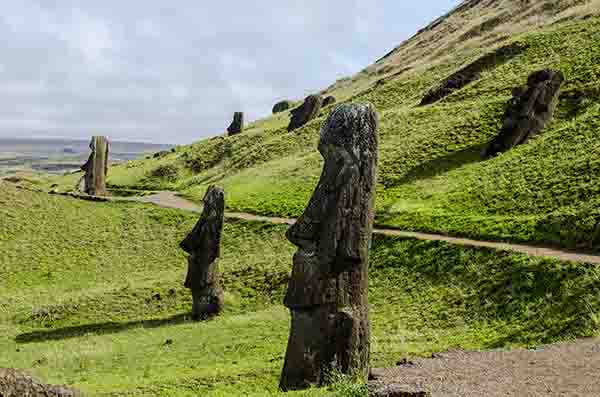 06 - Chile - isla de Rapa Nui o Pascua - Rano Raraku